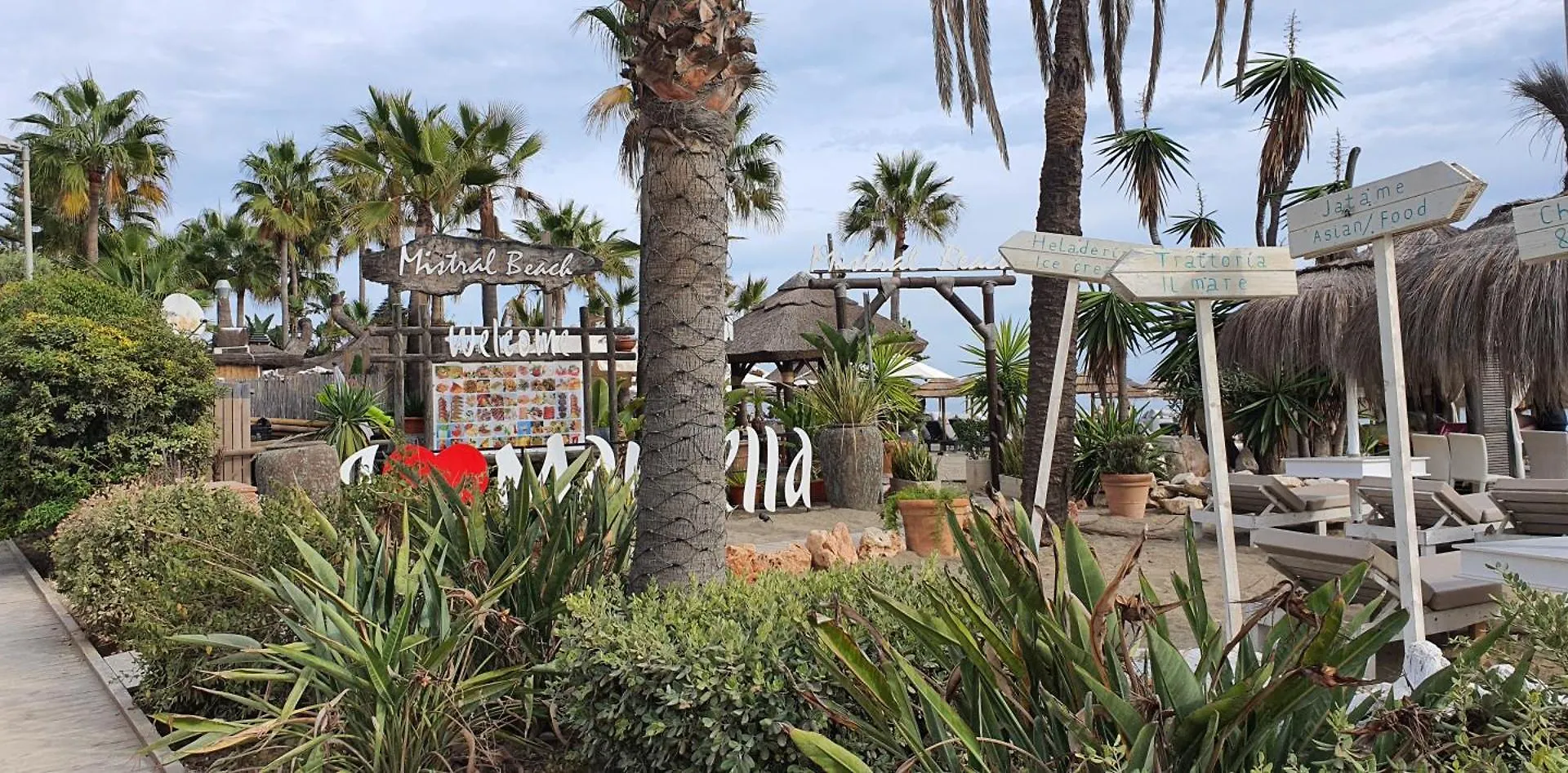 Oasis Jacuzzi Retreat Apartment Marbella 0*,