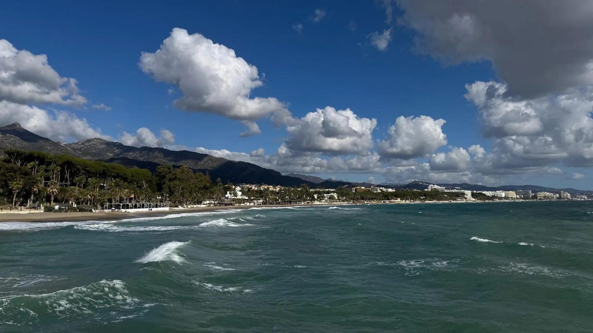 Oasis Jacuzzi Retreat Apartment Marbella 0*,  Spain